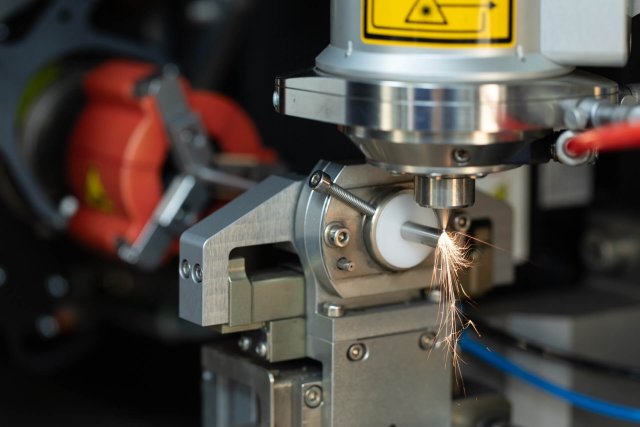 9 laser tube 1